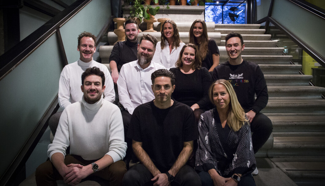 Teamet i ScaleupXQ. Fra venstre foran:
Patrik Rønningen, William Di Ieso, og Madeleine Holbye. Midten:
Markus Devold Soknes, Lars Johan Bjørkevoll, Maria Willoch og Marcus Magnussen.
Bak:
Rik Cartigny, Stine Norum og Emilie Engli. Teamet i ScaleupXQ. Fra venstre foran:
Patrik Rønningen, William Di Ieso, og Madeleine Holbye. Midten:
Markus Devold Soknes, Lars Johan Bjørkevoll, Maria Willoch og Marcus Magnussen.
Bak:
Rik Cartigny, Stine Norum og Emilie Engli.