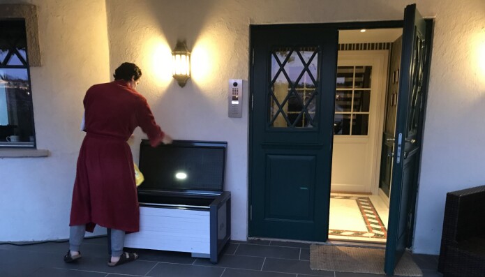 Praktisk å kunne hente ferske matvarer og avis mens du fortsatt er i tøflene. Praktisk å kunne hente ferske matvarer og avis mens du fortsatt er i tøflene.