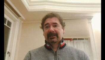 Jon von Tetzchner på Whereby fra hjemmekontoret i Gloucester nord for Boston. Jon von Tetzchner på Whereby fra hjemmekontoret i Gloucester nord for Boston.