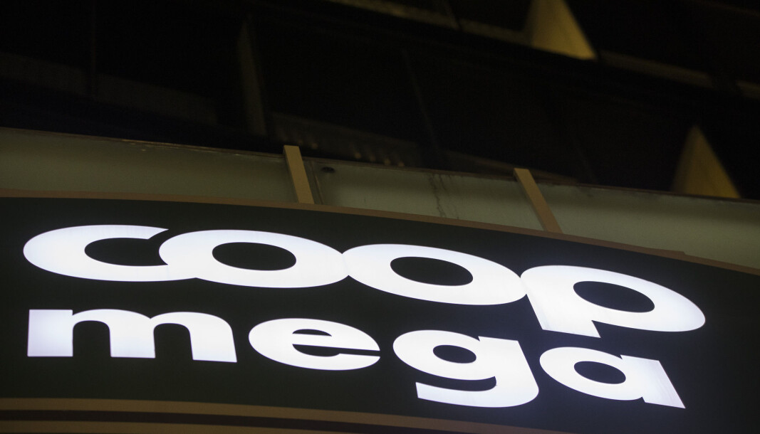 Coop og Posten skal levere mat hjem til folk - men kun under coronakrisen. Coop og Posten skal levere mat hjem til folk - men kun under coronakrisen.