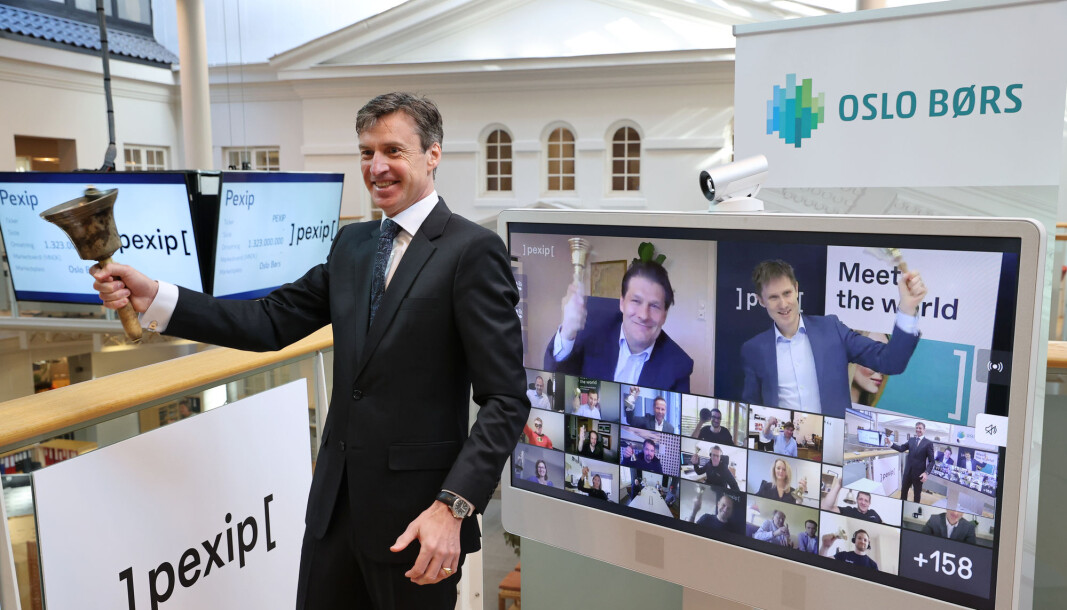 Børsdirektør Øivind Amundsen ringte i bjellen da Pexip Holding torsdag ble notert på Oslo Børs, under en digital bjelleseremoni. Børsdirektør Øivind Amundsen ringte i bjellen da Pexip Holding torsdag ble notert på Oslo Børs, under en digital bjelleseremoni.