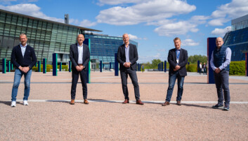 Fra venstre: Ove Fredheim, Telenor; Otto Frøseth, Investinor; Lars Bakken, Telenor; Ole Christian Olssøn, Tellu; Inge Hovd Gangås, SINTEF Venture. Fra venstre: Ove Fredheim, Telenor; Otto Frøseth, Investinor; Lars Bakken, Telenor; Ole Christian Olssøn, Tellu; Inge Hovd Gangås, SINTEF Venture.