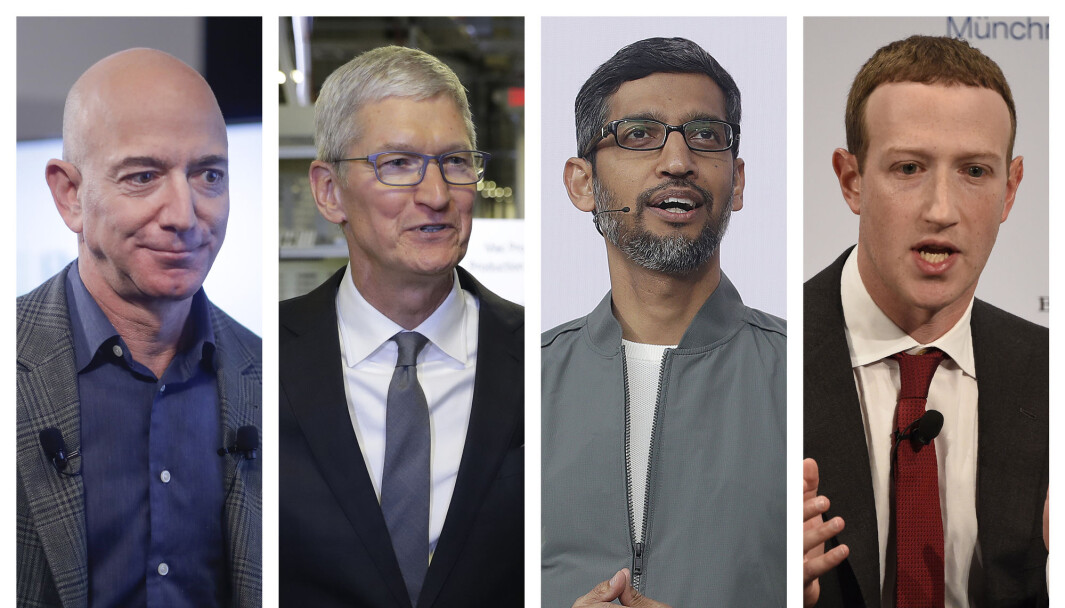 Amazon CEO Jeff Bezos, Apple CEO Tim Cook, Google CEO Sundar Pichai og Facebook CEO Mark Zuckerberg. Amazon CEO Jeff Bezos, Apple CEO Tim Cook, Google CEO Sundar Pichai og Facebook CEO Mark Zuckerberg.