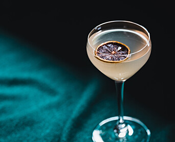 Allsidig cocktail-ingrediens: Akevitt kan med hell benyttes som erstatning for annen brennevin i en rekke klassiske cocktails. Allsidig cocktail-ingrediens: Akevitt kan med hell benyttes som erstatning for annen brennevin i en rekke klassiske cocktails.