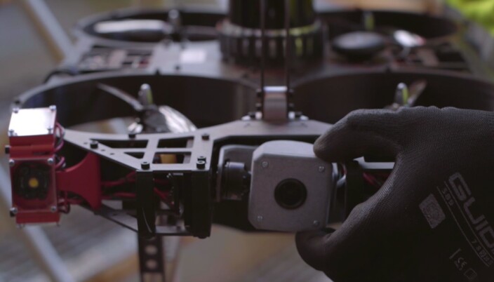 Scout Drone Inspection (ScoutDI) lager spesialiserte droner for industriell inspeksjon. Scout Drone Inspection (ScoutDI) lager spesialiserte droner for industriell inspeksjon.