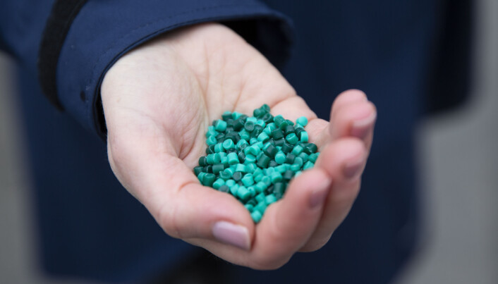 Plastgranulat fra AION, gjenvunnet fra plastavfall fra marinindustrien. Plastgranulat fra AION, gjenvunnet fra plastavfall fra marinindustrien.