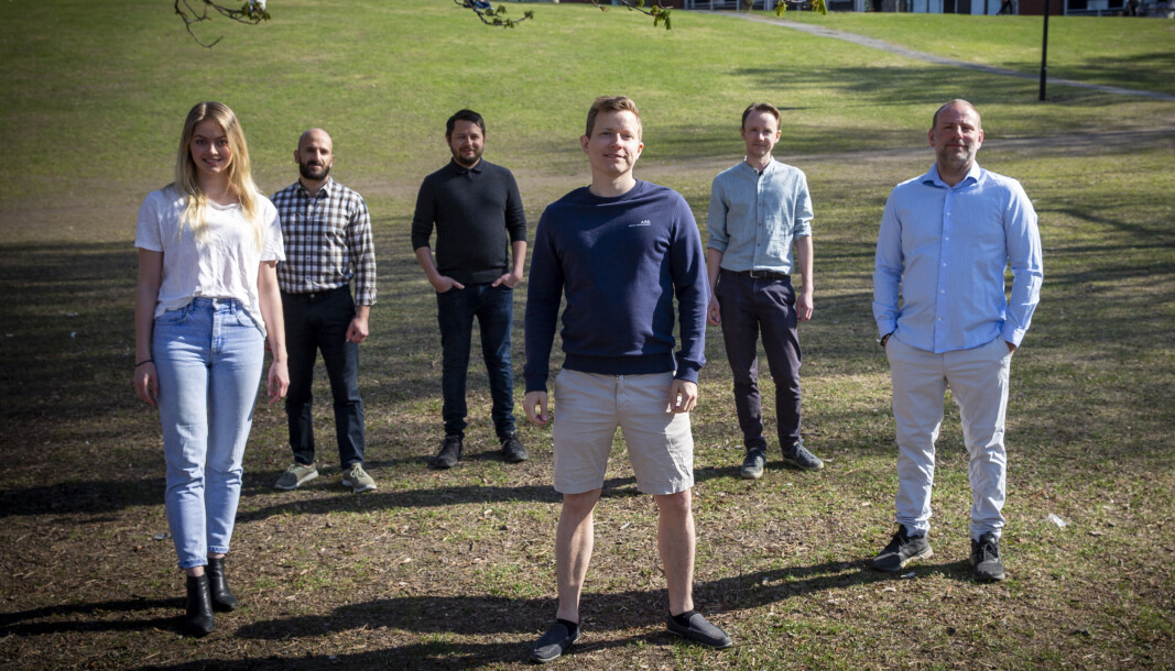 Synne Asheim Haga (f.v.), Massoud Valipoor, Martin Ruzicka, Øystein W. Høye, Michael Plikk og Claes W. Halvorsen hentet 2,4 millioner kroner i sin første finansieringsrunde. Synne Asheim Haga (f.v.), Massoud Valipoor, Martin Ruzicka, Øystein W. Høye, Michael Plikk og Claes W. Halvorsen hentet 2,4 millioner kroner i sin første finansieringsrunde.