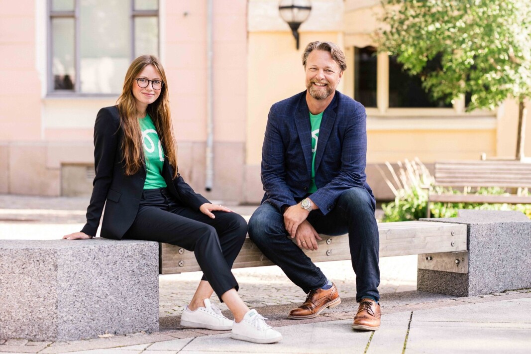 Monner Gründer, her ved markedssjef Marie Moxnes Harfjeld og daglig leder Jarle Holm, flytter inn i Sparebank 1 SR-Bank. Monner Gründer, her ved markedssjef Marie Moxnes Harfjeld og daglig leder Jarle Holm, flytter inn i Sparebank 1 SR-Bank.
