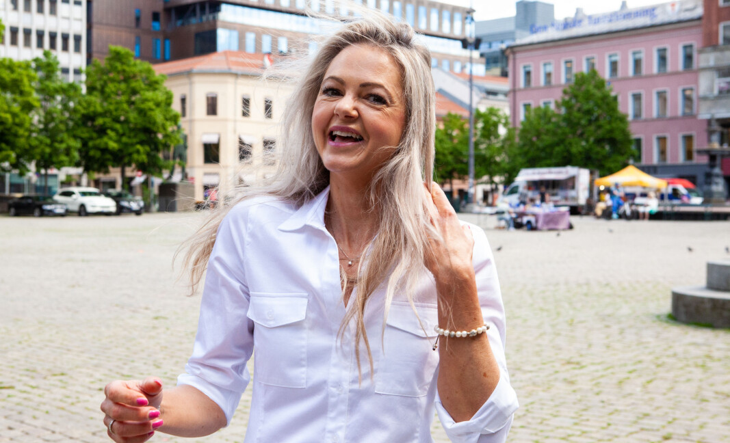 «Det ville være en gavepakke» Etter åtte år i DNB håper utfordrerbanken Lunars nye Norge-sjef Eilin Schjetne at de tidligere kollegene skal få viljen sin med Sbanken. «Det ville være en gavepakke» Etter åtte år i DNB håper utfordrerbanken Lunars nye Norge-sjef Eilin Schjetne at de tidligere kollegene skal få viljen sin med Sbanken.