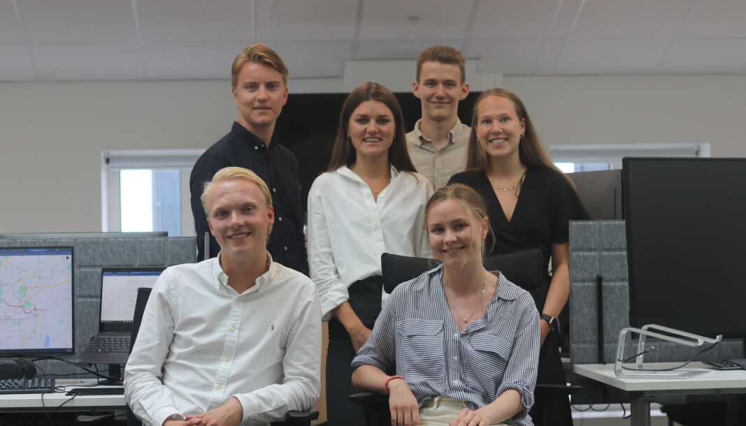 Bakerst fra venstre: Magnus Hauge Langholm, Isabel Slorer, Thor-Herman van Eggelen, Kristin Aune, Tomas Haugland Spangelo og Elin Schanke Funnemark. Bakerst fra venstre: Magnus Hauge Langholm, Isabel Slorer, Thor-Herman van Eggelen, Kristin Aune, Tomas Haugland Spangelo og Elin Schanke Funnemark.