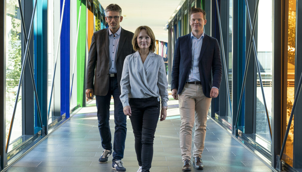 Kongsberg Maritime er en av flere industripartnerne som bidrar med kompetanse inn mot porteføljeselskaper tilknyttet Kongsberg Innovasjon. F.v. Einar Eilertsen (Kongsberg Innovasjon), Svein-Olav Torø (Kongsberg Innovasjon) og Rannveig Fadum (Investinor). Kongsberg Maritime er en av flere industripartnerne som bidrar med kompetanse inn mot porteføljeselskaper tilknyttet Kongsberg Innovasjon. F.v. Einar Eilertsen (Kongsberg Innovasjon), Svein-Olav Torø (Kongsberg Innovasjon) og Rannveig Fadum (Investinor).