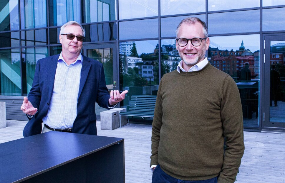 Kom til oss, lokker P27-sjef Lars Sjögren, til venstre. Han og strategidirektøren i selskapet Martin Georgzén vil fryktelig gjerne få Norge med inn i det nordiske betalingssamarbeidet.