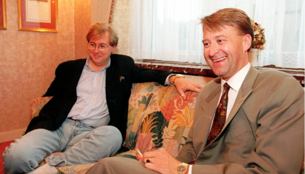 Kompanjongene Bjørn Rune Gjelsten (t.h.) og Kjell Inge Røkke under et møte i 1995.