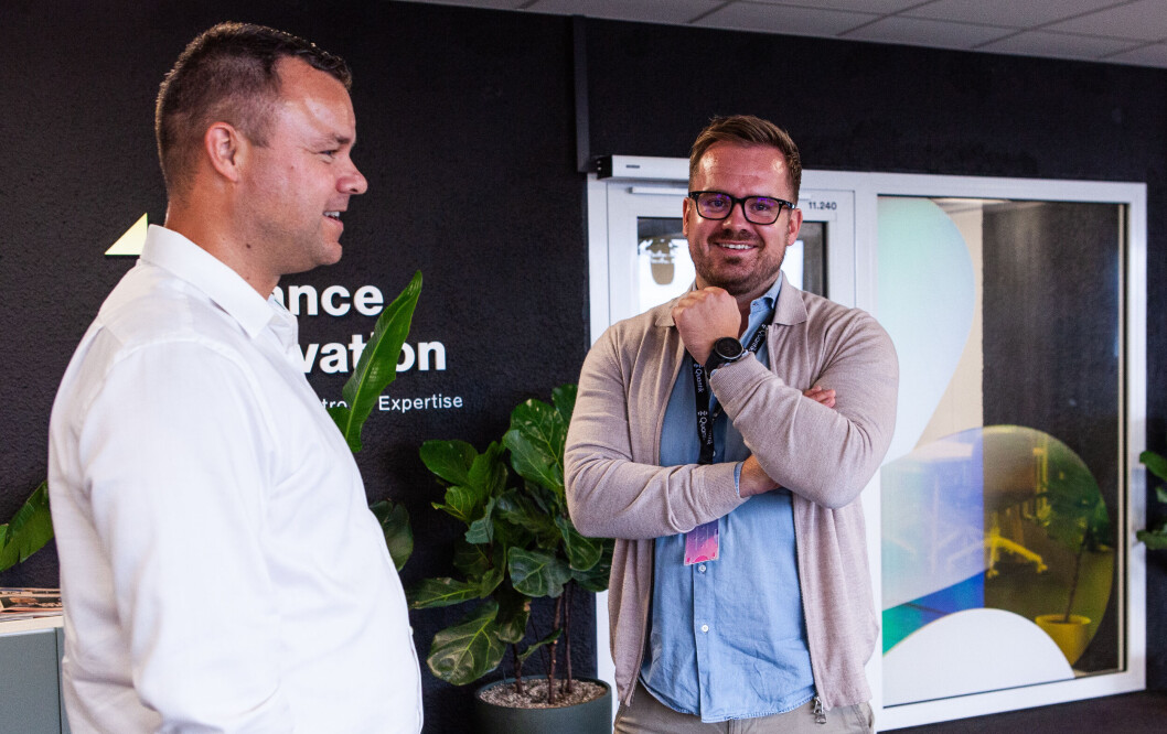 Aleksander Meidell-Hagewick daglig leder og medgründer i Quantik har hatt kontorplass hos Atle Sivertsen og NCE Finance Innovation. De har for lengst flyttet ut, men har fortsatt tett kontakt siden Sivertsen også er styreleder i Quantik. Aleksander Meidell-Hagewick daglig leder og medgründer i Quantik har hatt kontorplass hos Atle Sivertsen og NCE Finance Innovation. De har for lengst flyttet ut, men har fortsatt tett kontakt siden Sivertsen også er styreleder i Quantik.