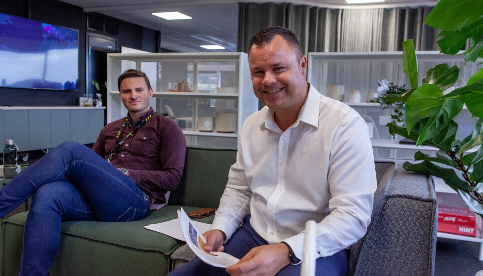 Atle Sivertsen, daglig leder i NCE Finance Innovation (t.h.) og Håkon Lavik, kommunikasjonskonsulent.