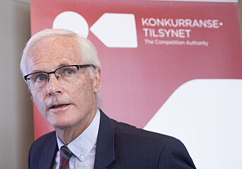 Konkurransedirektør Lars Sørgard nekter DNB å kjøpe utfordreren Sbanken.