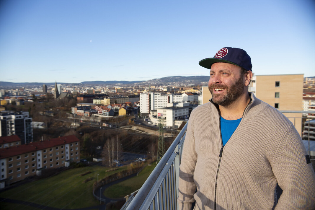 Espen Einn på byens tak, også kalt Etterstad, er i gang med et nytt prosjekt. Espen Einn på byens tak, også kalt Etterstad, er i gang med et nytt prosjekt.