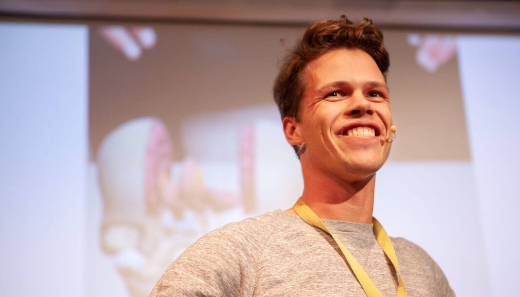 Erik Wahlstrøm, gründer av Ludenso og Moviemask, nå Immerse Optics, deler erfaringene fra å følge egen startup fra sidelinjen: – Vi må finne balansen mellom å være for skråsikker og at å gjøre det samme på nytt, med små justeringer, kan fungere, sier han. Erik Wahlstrøm, gründer av Ludenso og Moviemask, nå Immerse Optics, deler erfaringene fra å følge egen startup fra sidelinjen: – Vi må finne balansen mellom å være for skråsikker og at å gjøre det samme på nytt, med små justeringer, kan fungere, sier han.