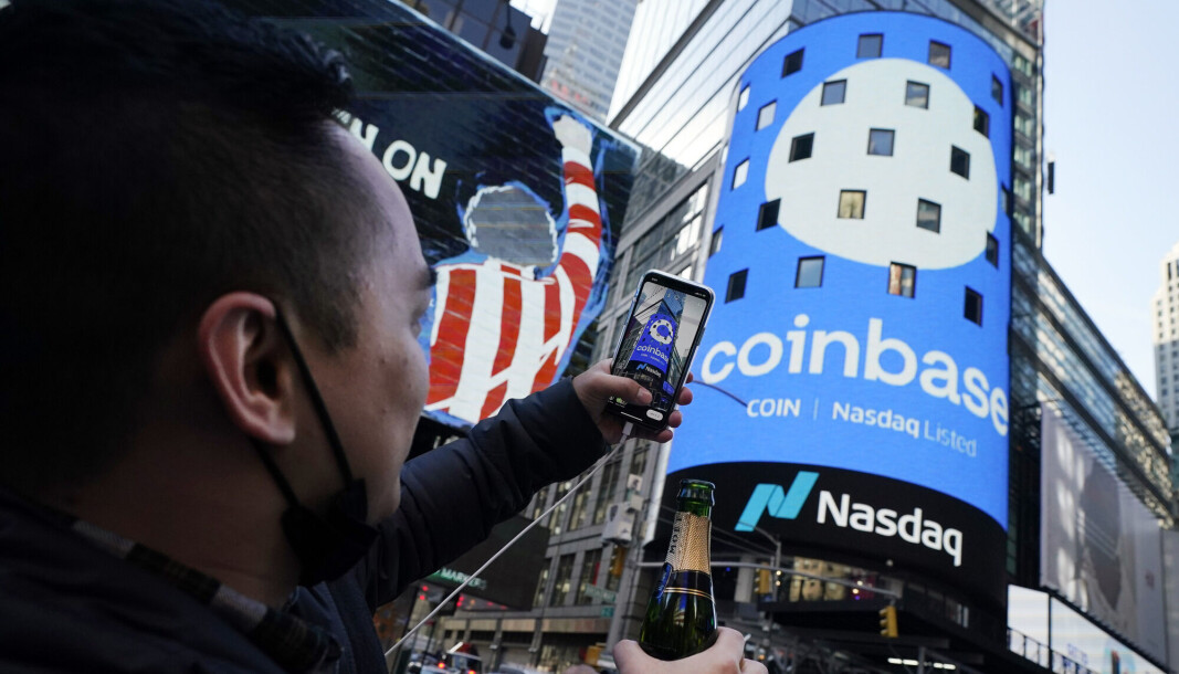 Coinbase er en av de største krypto plattformene globalt og er notert på Nasdaq i New York Coinbase er en av de største krypto plattformene globalt og er notert på Nasdaq i New York