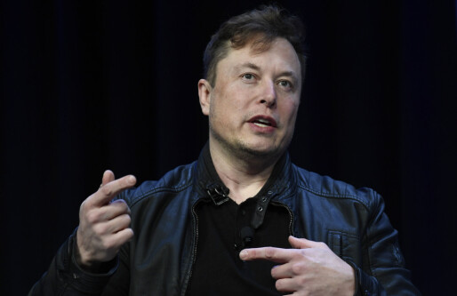 Elon Musk dropper Twitter-styret