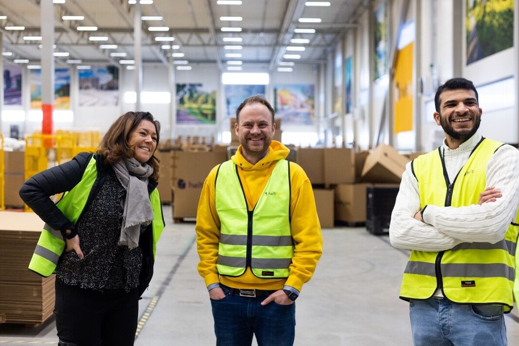 Helthjem annonserte i mars at de flytter inn i ny terminal. Her ved konsernsjef i Schibsted Kristin Skogen Lund, daglig leder i Helthjem, Anders Lunde Angen, og terminalsjef i Helthjem, Yahya Swajet. Helthjem annonserte i mars at de flytter inn i ny terminal. Her ved konsernsjef i Schibsted Kristin Skogen Lund, daglig leder i Helthjem, Anders Lunde Angen, og terminalsjef i Helthjem, Yahya Swajet.