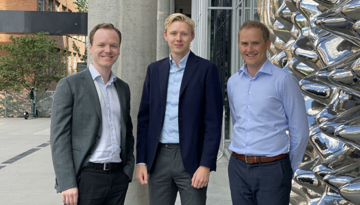 Fr.v. Operativ sjef I Ove Hogneland og daglig leder Espen Kittilsen i Fundingpartner Securities samt Fundingpartner Group-sjef Geir Atle Bore.