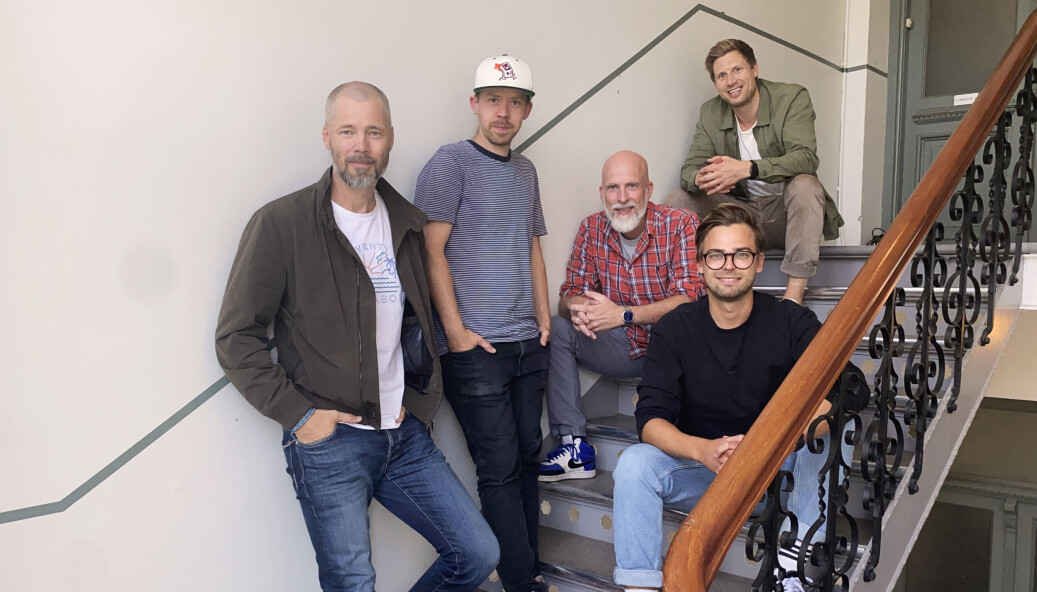 (Fra venstre: Lars-Petter Windelstad Kjos, Are Sundes (Hyper Games), Rolf Risnes, Markus Tallaksen Halvorsen (nederst til høyre), Atle Myhrer Knudtzon) (Fra venstre: Lars-Petter Windelstad Kjos, Are Sundes (Hyper Games), Rolf Risnes, Markus Tallaksen Halvorsen (nederst til høyre), Atle Myhrer Knudtzon)