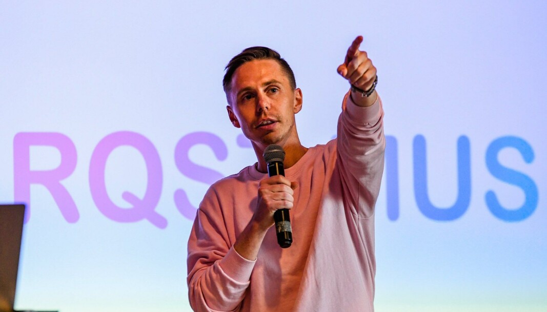 Christoffer Bølla Riseng lanserte første versjon av Requestiy under South by Southwest i 2017. I 2020 lanserte han Rqstival. Christoffer Bølla Riseng lanserte første versjon av Requestiy under South by Southwest i 2017. I 2020 lanserte han Rqstival.