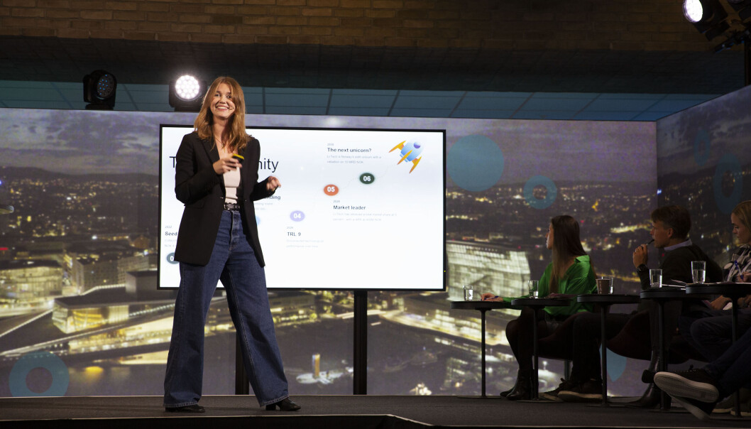 Synne Sauer i Li-Tech var en av gründerne som pitchet i finalen i 100Pitches. Synne Sauer i Li-Tech var en av gründerne som pitchet i finalen i 100Pitches.