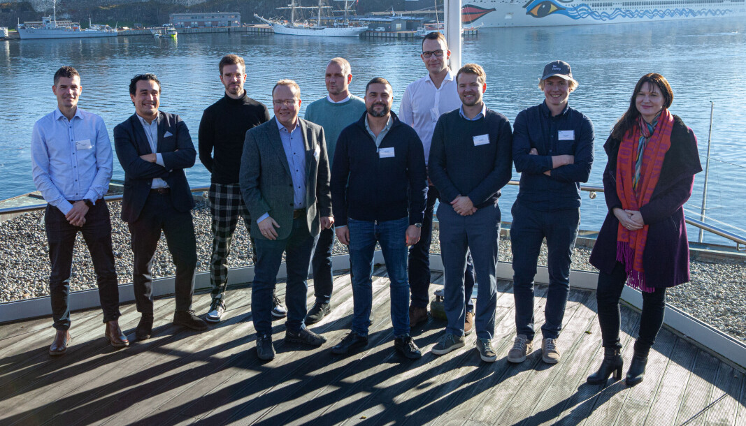 En gjeng med internasjonale ambisjoner. Fr.v, Fredrik Harestad (Unlisted), Daniel Jara (Accountflow), Robin Klein Schiphorst (Unlisted) Hans Christian Bjørne (The Factory), Kevin Graeter (Monetor), Nedim Mavric (Address), Ben Fischer (Luca Labs), Simon Ruud (The Factory), Marius Woldvik (The Factory), Anna Karin Østlie (mentor) En gjeng med internasjonale ambisjoner. Fr.v, Fredrik Harestad (Unlisted), Daniel Jara (Accountflow), Robin Klein Schiphorst (Unlisted) Hans Christian Bjørne (The Factory), Kevin Graeter (Monetor), Nedim Mavric (Address), Ben Fischer (Luca Labs), Simon Ruud (The Factory), Marius Woldvik (The Factory), Anna Karin Østlie (mentor)