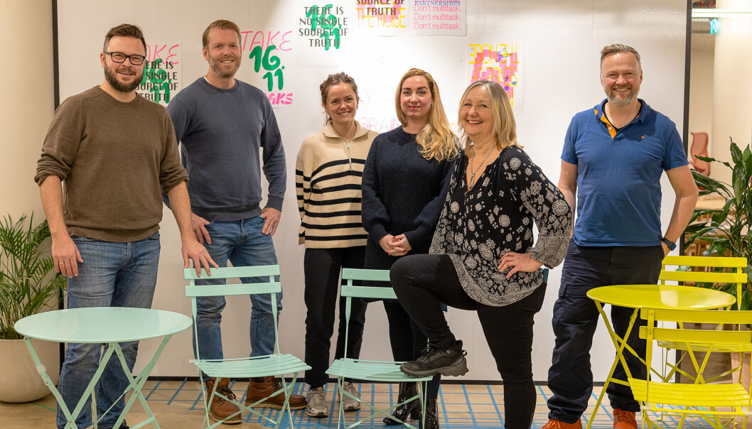 F.v. Rune Larsen (medgründer og CEO i Iterate), Axel Krabberød (plattformekspert fra Platform Business), Irene Solberg (interaksjonsdesigner fra Iterate), Heidi Midtun Larsen (COO), Kristin Over-Rein (gründer og CEO i BoldBooks), og Anders Haugeto (medgründer og styreleder i Iterate) F.v. Rune Larsen (medgründer og CEO i Iterate), Axel Krabberød (plattformekspert fra Platform Business), Irene Solberg (interaksjonsdesigner fra Iterate), Heidi Midtun Larsen (COO), Kristin Over-Rein (gründer og CEO i BoldBooks), og Anders Haugeto (medgründer og styreleder i Iterate)
