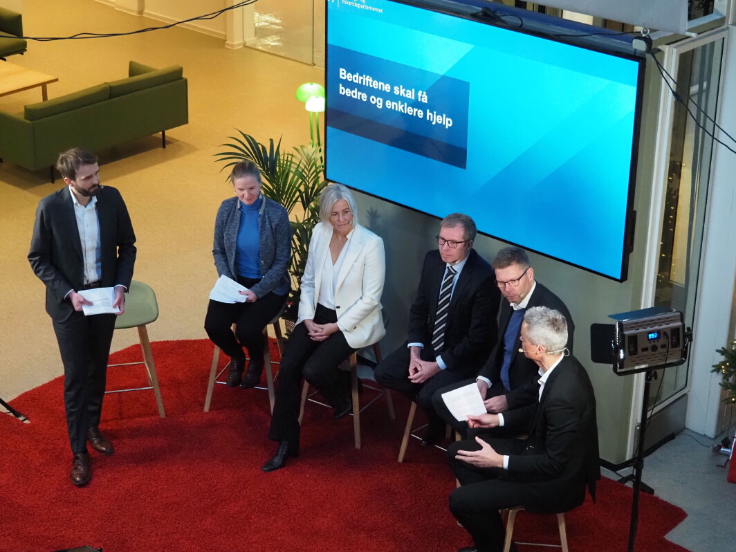 Næringsminister Jan Christian Vestre hadde samlet lederne for de fem viktigste aktørene i virkemiddelapparatet på Startuplab i Oslo onsdag. Næringsminister Jan Christian Vestre hadde samlet lederne for de fem viktigste aktørene i virkemiddelapparatet på Startuplab i Oslo onsdag.