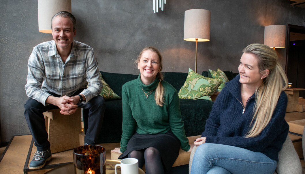 Profilbyrået Team Tomorrow, som ble startet av Nikolai Kaatorp Mathisen og Hanne-Lene Dahlgren i fjor, fikk en flyvende start med flere kjente profiler i stallen. Nå kommer også Louise Fuchs (i midten) inn på partnersiden i byrået - og trioen lanserer samtidig flere nye satsinger. Profilbyrået Team Tomorrow, som ble startet av Nikolai Kaatorp Mathisen og Hanne-Lene Dahlgren i fjor, fikk en flyvende start med flere kjente profiler i stallen. Nå kommer også Louise Fuchs (i midten) inn på partnersiden i byrået - og trioen lanserer samtidig flere nye satsinger.
