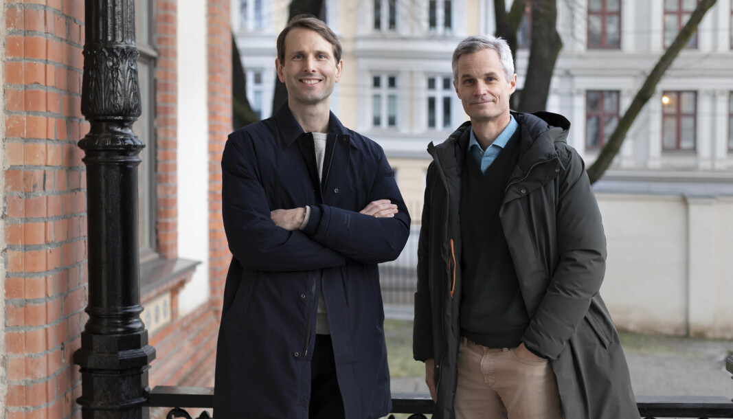 Mikkel Ektvedt (til høyre) overtar stillingen etter Anders Emil Andersen, som har fungert som finansdirektør siden september 2021. Her sammen med Remarkable-sjef Vegard Veiteberg.