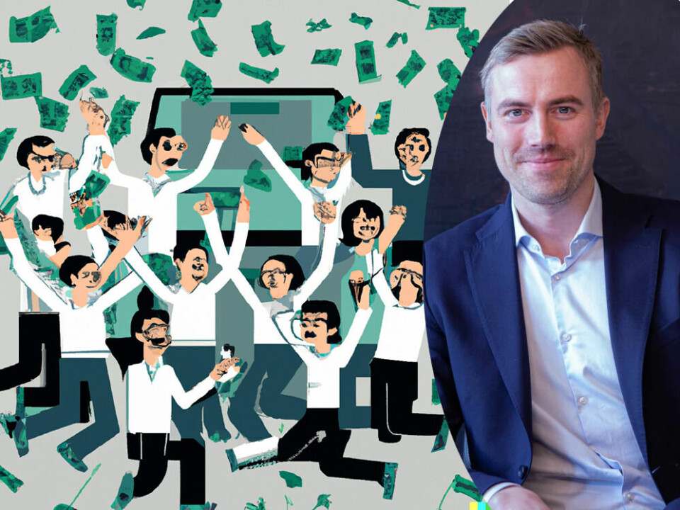 Til høyre: Sebastian Harung, grunnlegger og CEO i Kameo. Til venstre: En illustrosjon laget i AI-verktøyet Dall-e, av ti personer som feirer med penger.