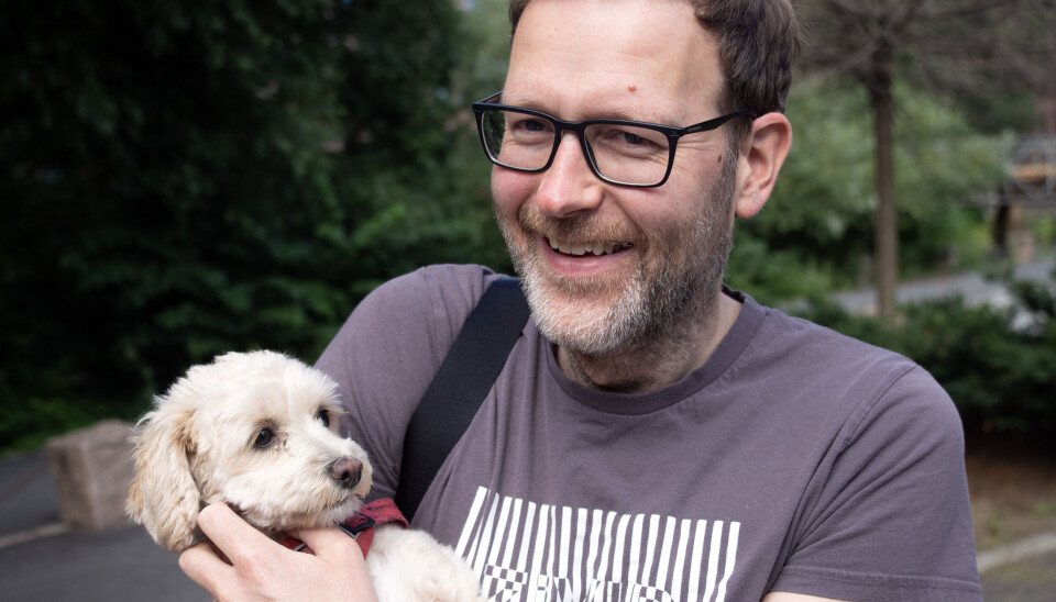 Zivid-gründer Henrik Schumann-Olsen og hunden Lilly.