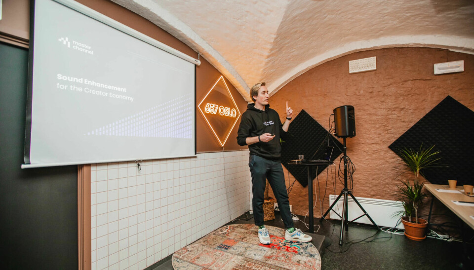 Christian Ringstad Schultz i Masterchannel under pitchen på Creative Tech Hunt hos 657 Oslo i 2022, da selskapet vant prisen for landets beste kreativteknologi-startup.