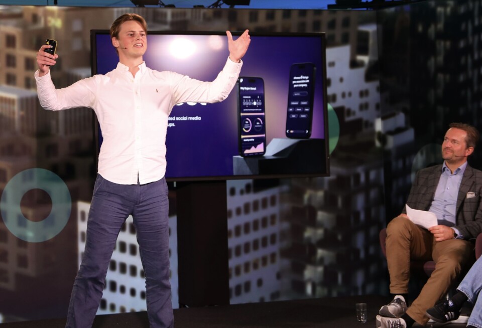 Studenter bruker kunstig intelligens og sosiale medier til å vinne over «dinosaurene»