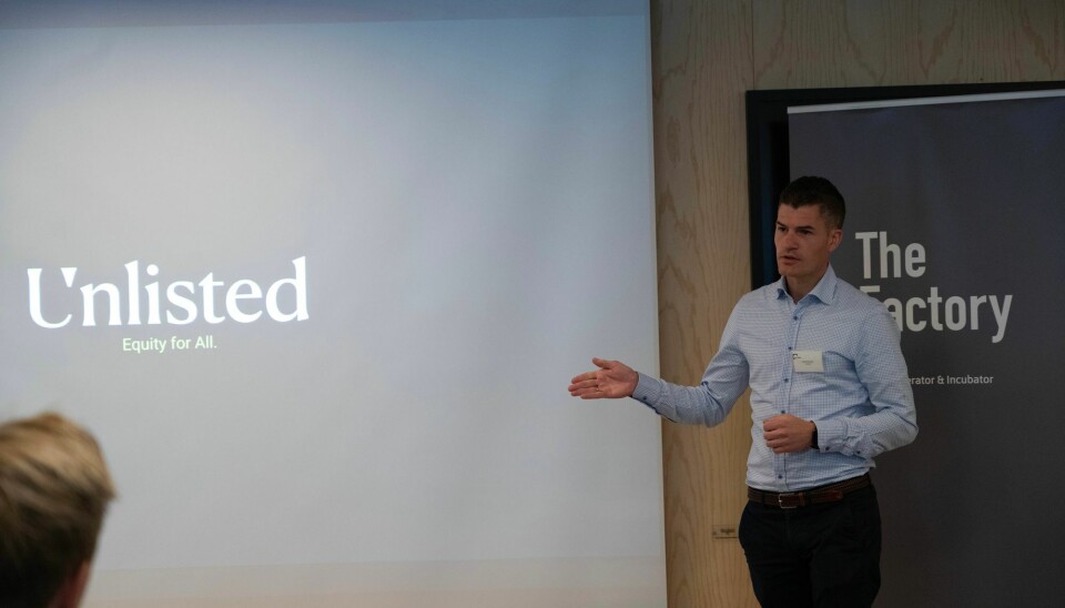 Fredrik Harestad presenterer Unlisted sine løsninger for norske vekstselskaper.