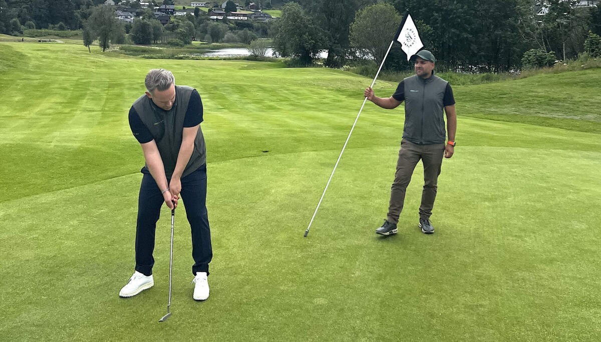Photo: Foto: Presse Gründere satser på hole-in-one med «Strava for golfere» og el-golf-tralle