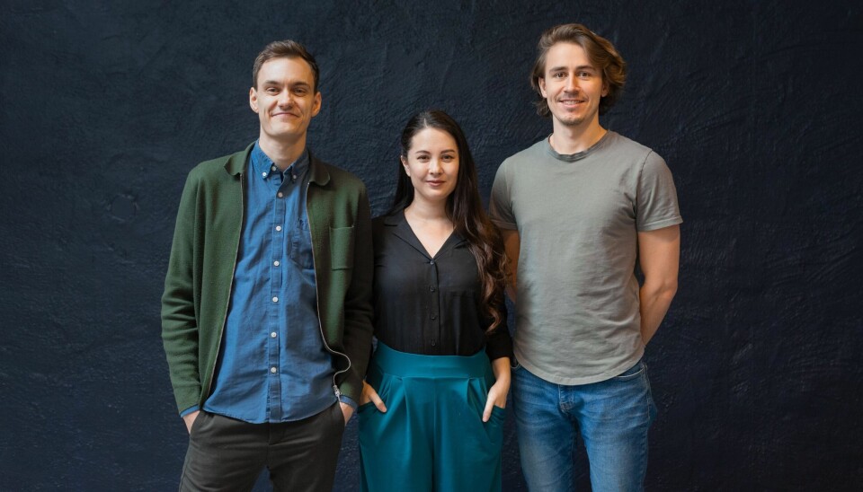 Det siste teambildet: Daglig leder Vetle Slagsvold Øien (fra venstre), CMO Sarah Henderson og CTO Petter Iversen i Cosgear for et par måneder siden.