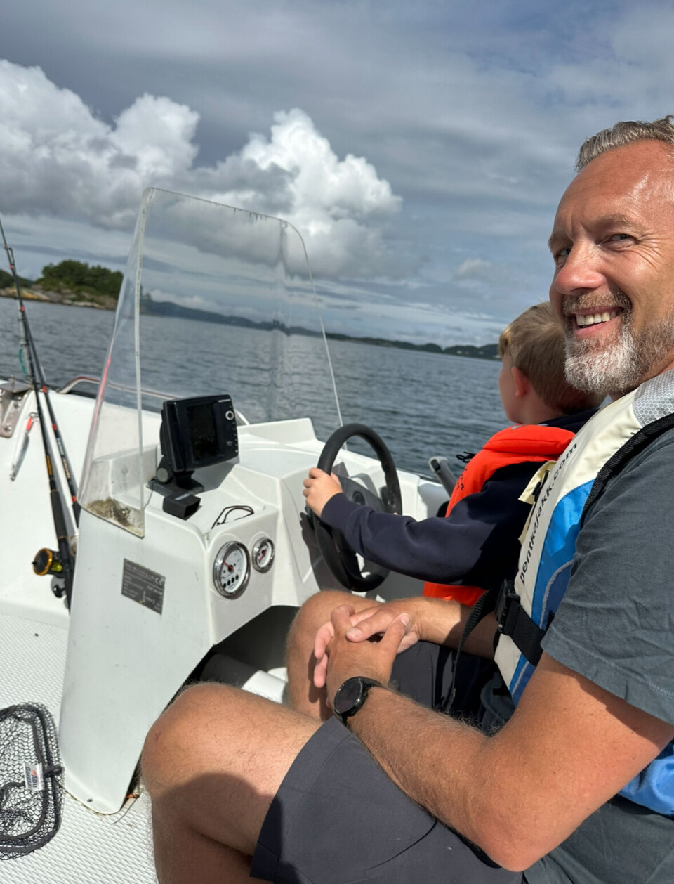 Ingvald Grindheim. Familien på fisketur på Moster