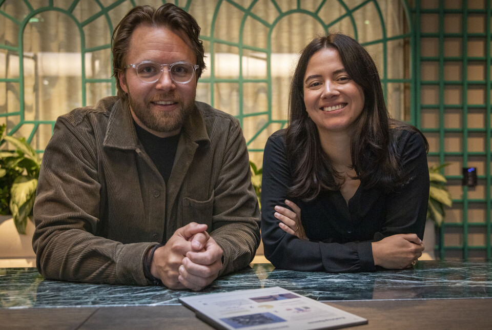 Sjefsdesigner (CDO) Mats Herding og UX-designer Camila Sanhueza Holven i Remarkable.