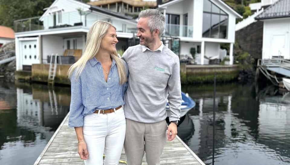 Tester ut hjemme: Huset til Therese og Tommy Hagenes i Energy Control har 2000 sensorer som registrerer alt fra temperaturer, luftfuktighet og ulike partikler i luften. Tommy kjøpte det gamle huset før han møtte Therese og de har holdt på å pusse opp og bygge ut i ti år.