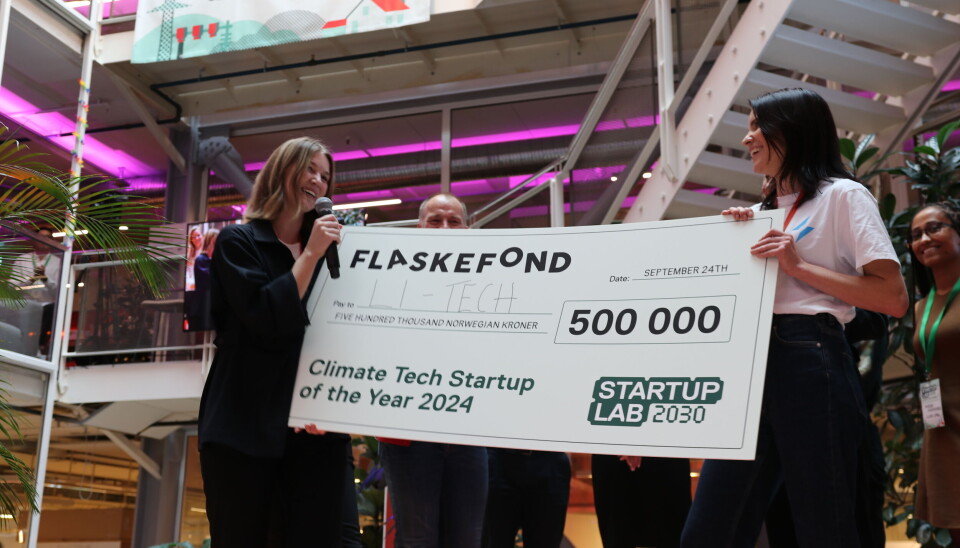 Sauar takket for anerkjennelsen under arrangementet.