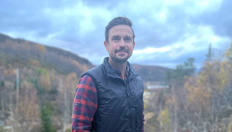 Lader opp: Eirik Sønneland i Validé var på høstferie-fjellet da han snakket med Shifter og fikk datteren til å fotografere.