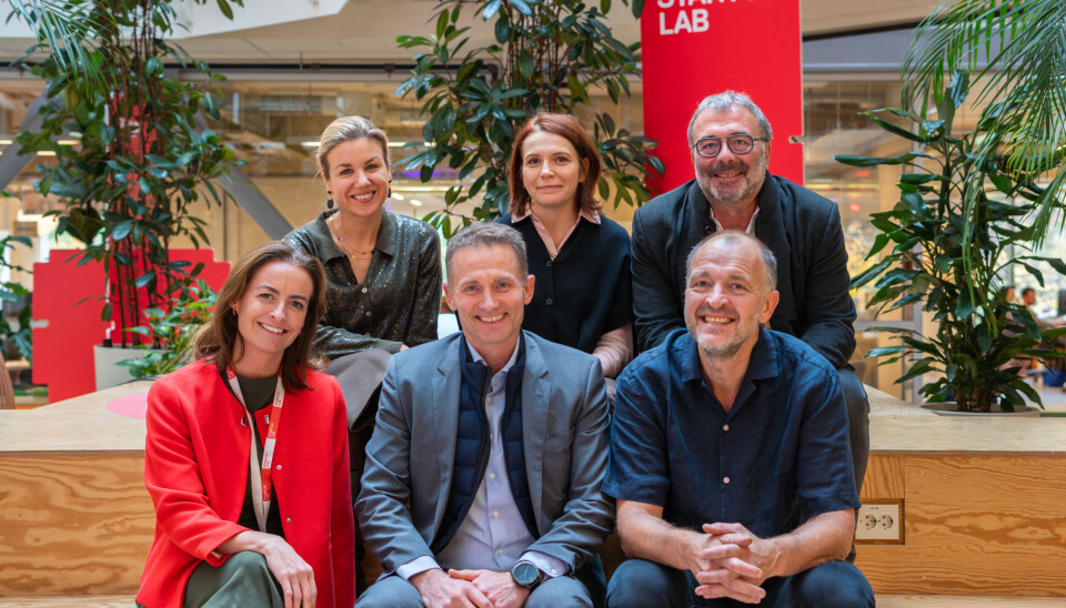 Fra venstre rad en: Christina Wiig (Head of Partnerships Startuplab), Havard Moe -ELKEM EVP Technology, Per Einar Dybvik (Leder Startuplab),
F.V. 2. Rad to: Marianne Stigsnet, Elkem VP Comm, Lyudmyla Vynnytska - Elkem Digitalization Director), Louis Vovelle (Elkem EVP R&D and Innovation)