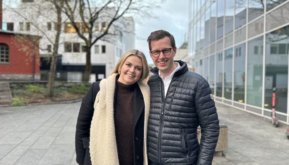 Kjartan og Anne Emilie Fosse er gründere i Knitandnote i Stavanger. og gift på 9.året og har tre barn sammen.