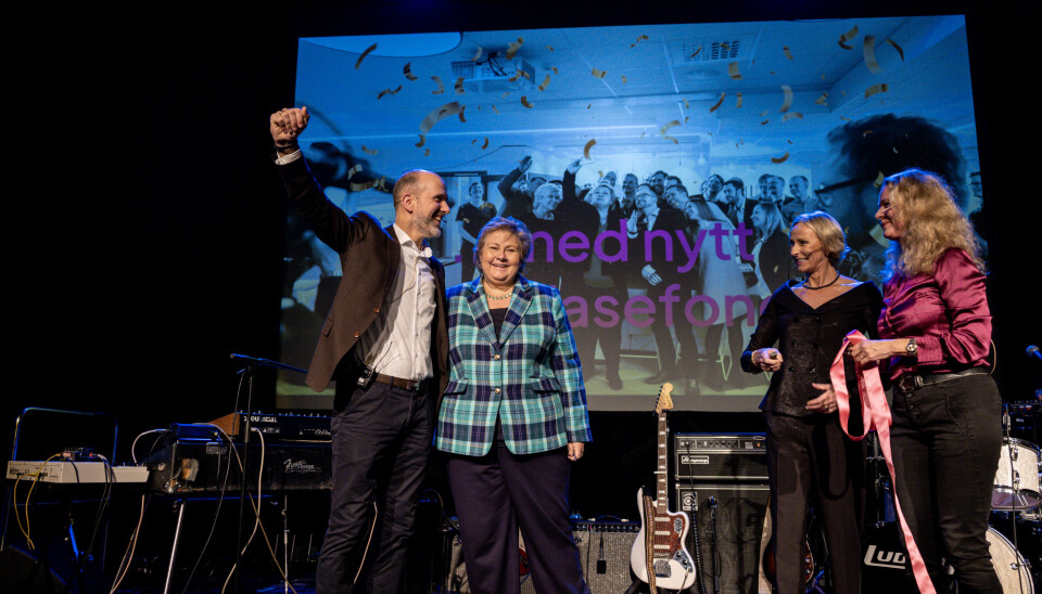 Ove Gjelsvik (fra venstre), Stine Fiksdal og Gøril Selvik fra Vestlandets Innovasjonsselskap og Connect Vest jublet da Erna Solberg åpnet et nytt tidligfase-fond nylig.