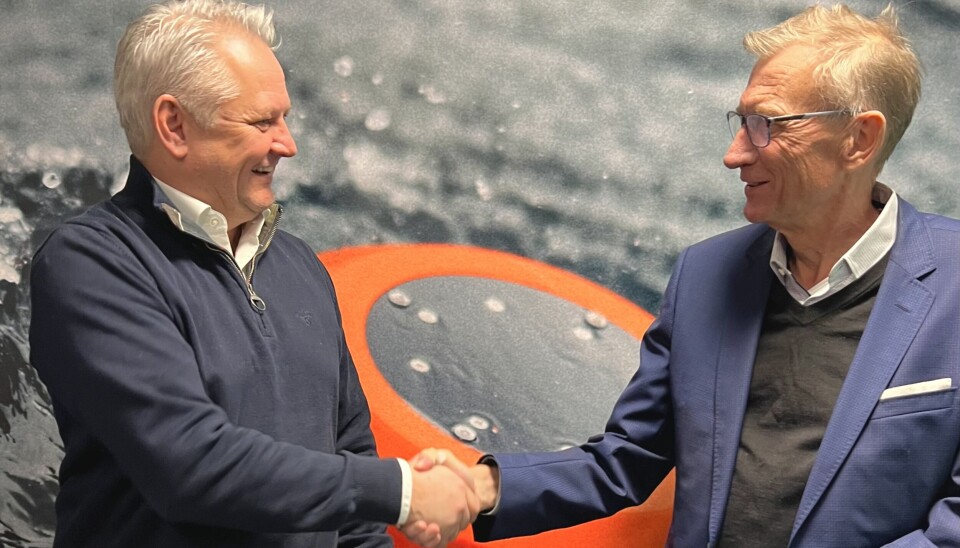 Gründer Tore Halvorsen (fra venstre) og fersk styreleder Jon Erik Reinhardsen i Smart Ocean.